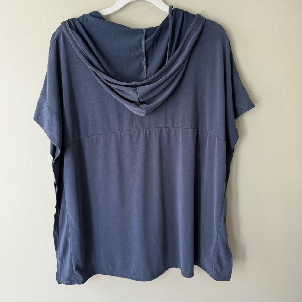 Green Envelope Blue Zippered Relaxed Tee Hoodie Side Slits Size M - Picture 2 of 11